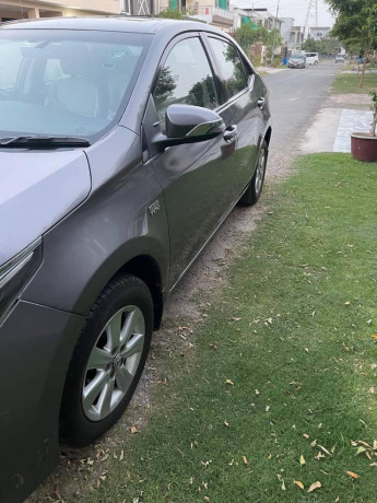 corolla-altis-grande-18-big-6