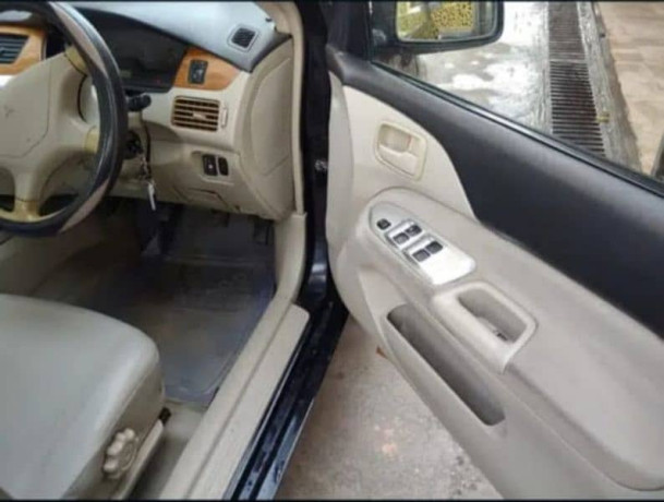 mitsubishi-lancer-2005-big-7
