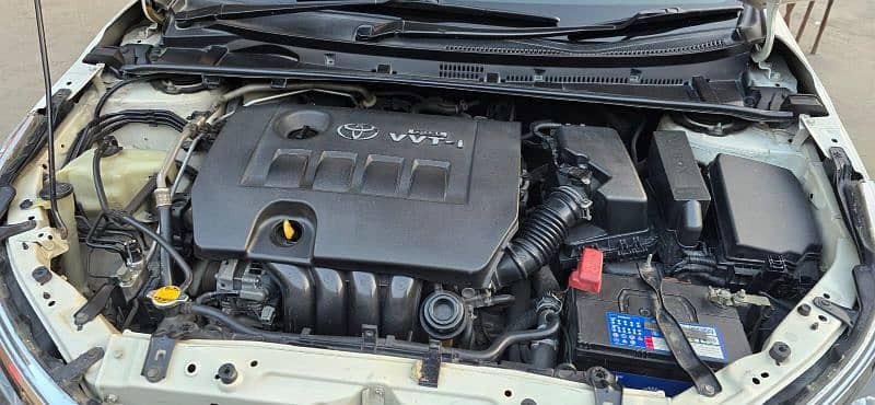 toyota-corolla-2014-altis-grande-18-automatic-register-in-2015-big-18