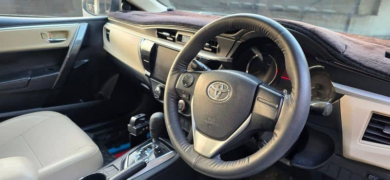 toyota-corolla-2014-altis-grande-18-automatic-register-in-2015-big-12