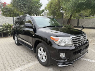 land-cruiser-axg-2008