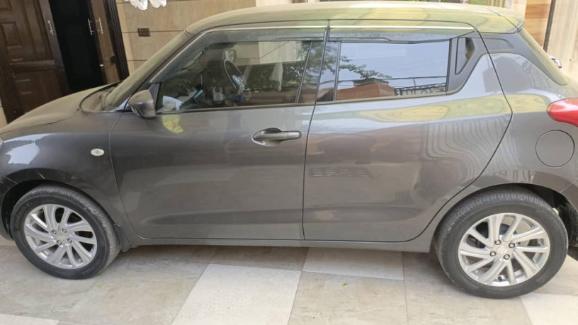 suzuki-swift-2022-big-1