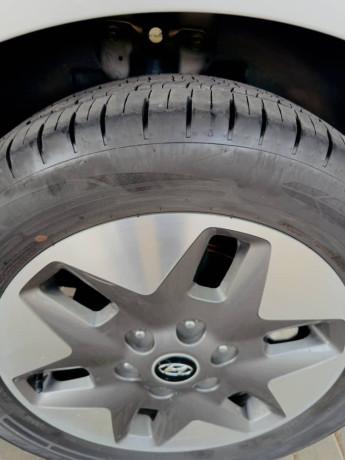 hyundai-staria-35-at-2023-low-milage-12-seates-big-17