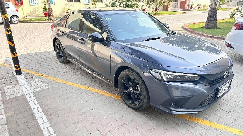 honda-civic-rs-full-option2024-only-34000-km-driven-big-4