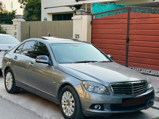 mercedes-c-class-2007-with-sunroof-and-beige-room-2014-registered