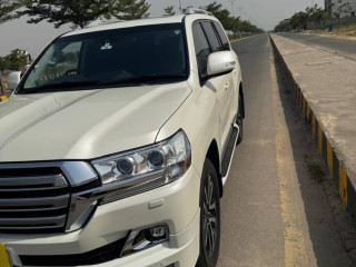 toyota-land-cruiser-2016