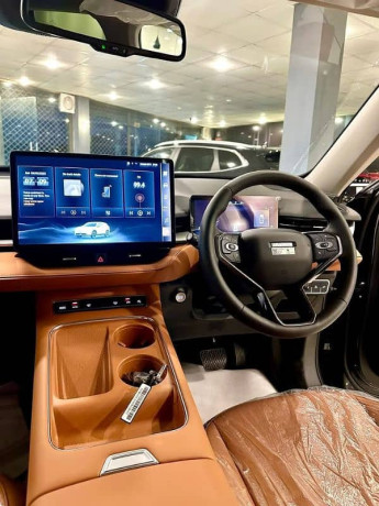 haval-hev-h6-hybrid-2025-model-black-color-tan-brown-new-faceuplift-big-2