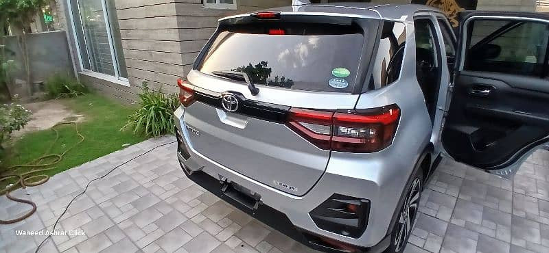 toyota-raize-z-package-2020-big-1