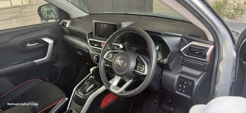 toyota-raize-z-package-2020-big-5