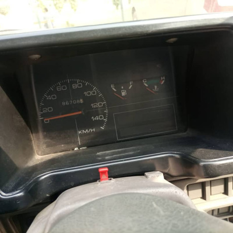 suzuki-mehran-vxr-2016-big-6
