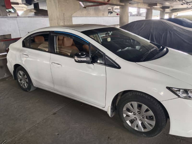 honda-civic-vti-2013-model-like-new-car-big-5