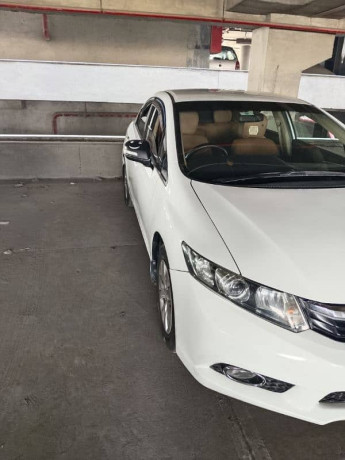 honda-civic-vti-2013-model-like-new-car-big-4