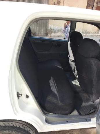 suzuki-alto-2010-big-7