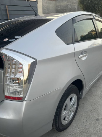 toyota-prius-sled-2011-import-2014-big-10