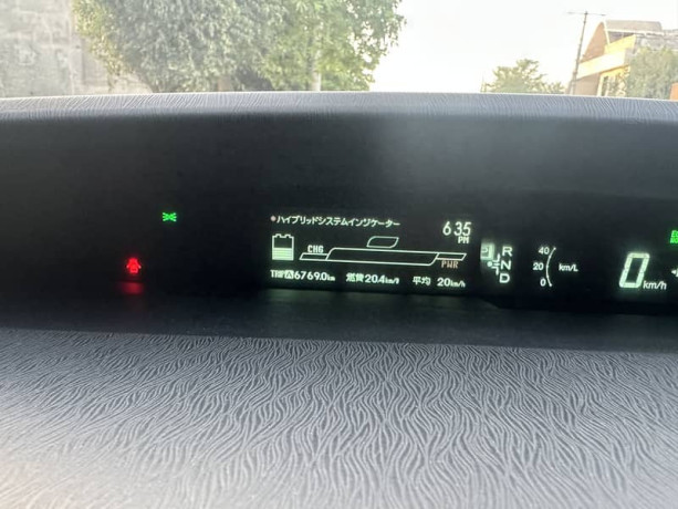 toyota-prius-sled-2011-import-2014-big-5