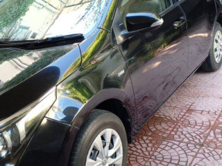 toyota-corolla-gli-2015