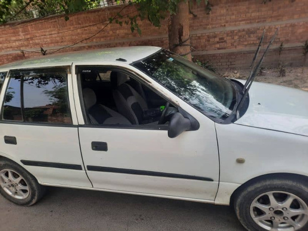 suzuki-cultus-vxl-2009-big-1