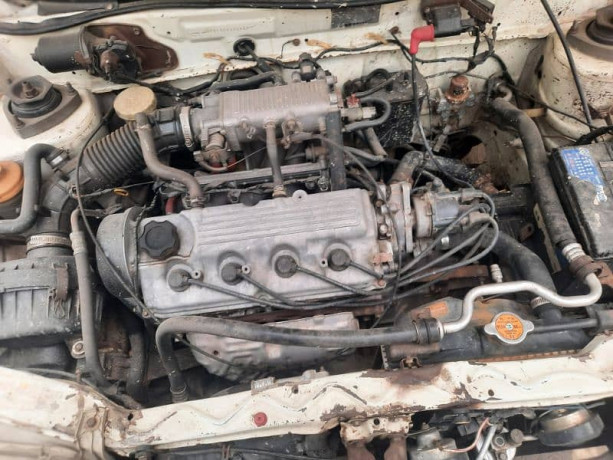 suzuki-cultus-vxl-2009-big-13