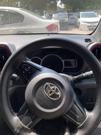 toyota-passo-moda-2018-model-red-4-grade-car-big-5