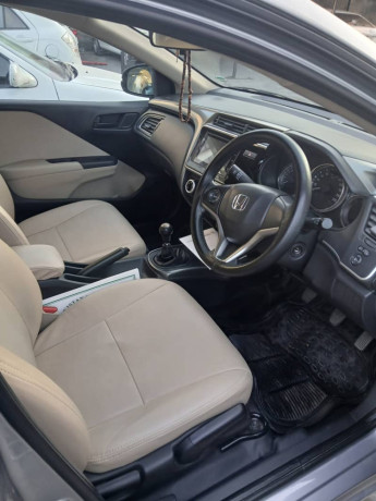 honda-city-ivtec-2022-big-0