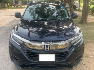 honda-vezel-z-sensing-2018