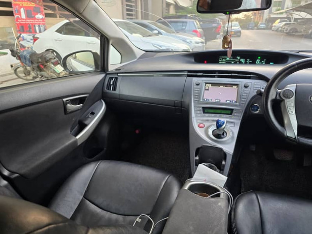toyota-prius-2014-import-and-registration-2017-big-4