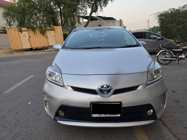 toyota-prius-2014-import-and-registration-2017-big-0