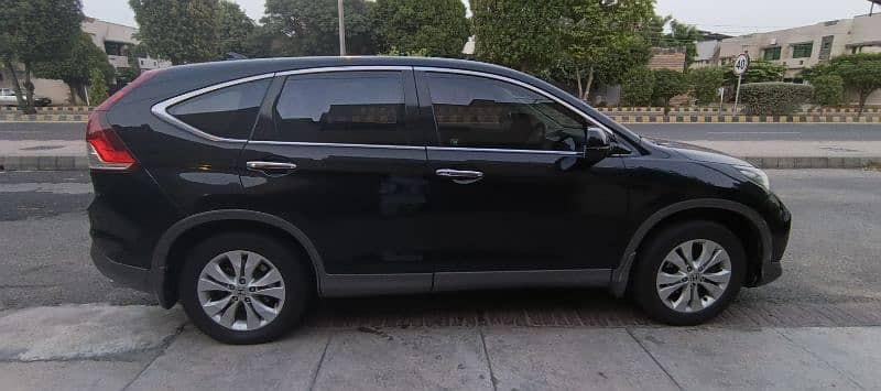honda-cr-v-2012-big-2