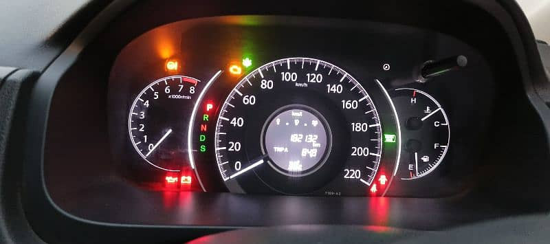 honda-cr-v-2012-big-9