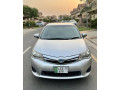 toyota-corolla-axio-hybrid-20142017-small-0