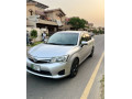 toyota-corolla-axio-hybrid-20142017-small-3
