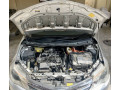 toyota-corolla-axio-hybrid-20142017-small-5