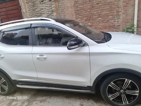 mg-zs-2021-big-3