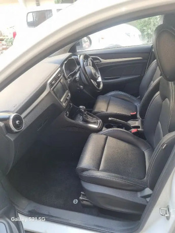 mg-zs-2021-big-7