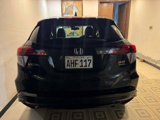 honda-vezel-2017