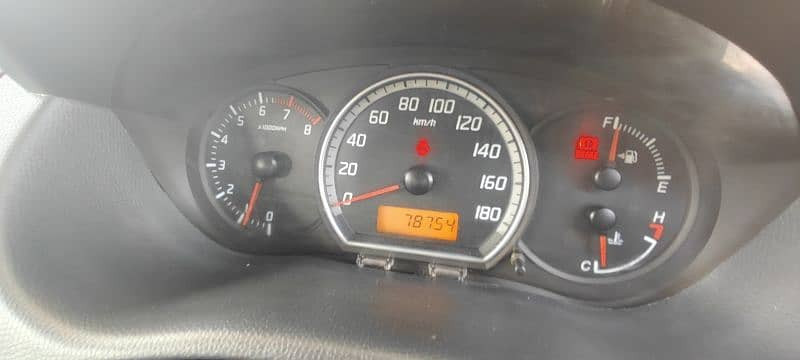 suzuki-swift-2012-big-12