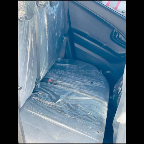 kia-picanto-black-lush-condition-big-14