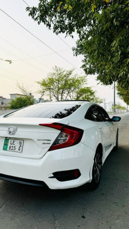 2018-civic-vti-oriel-ug-red-meter-big-6