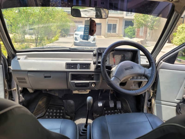 suzuki-mehran-vxr-2016-big-14
