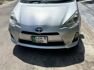 toyota-aqua-1316-s-package