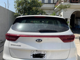 kia-sportage-2024