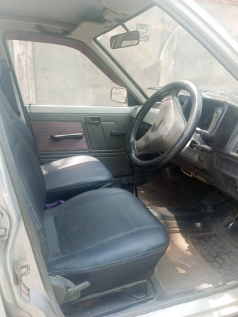 suzuki-mehran-vx-2009-big-10