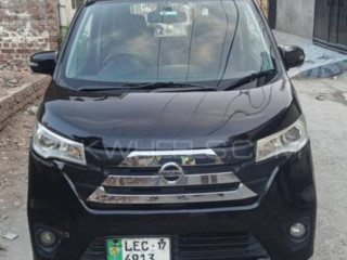 nissan-dayz-1317-good-condition-car-for-sell-just-buy-and-drive