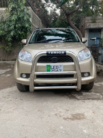 daihatsu-terios-kid-2010-big-14