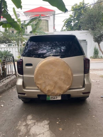 daihatsu-terios-kid-2010-big-3
