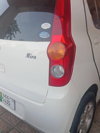 daihatsu-mira-2008-big-8