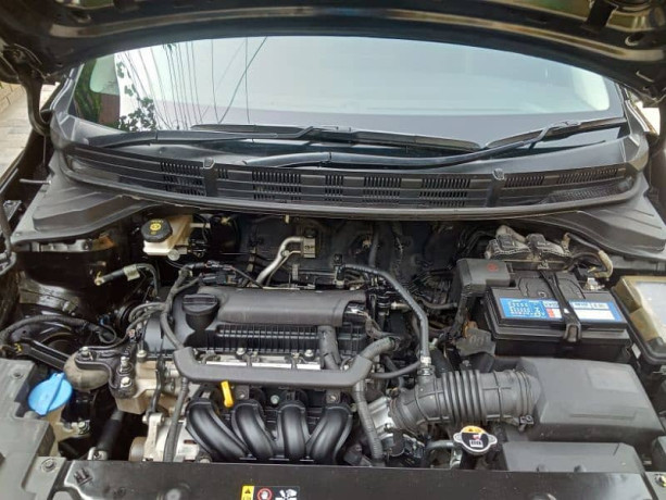 kia-stonic-ex-model-2022-big-7
