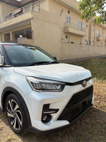 toyota-raize-z-package-fresh-import-2025-big-10