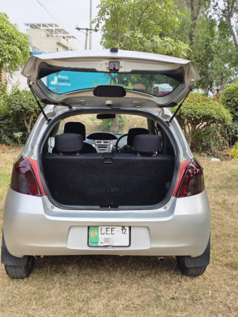 toyota-vitz-push-start-2007-model-2012-important-full-option-big-9