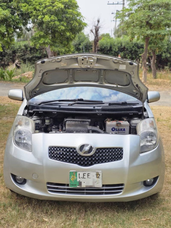 toyota-vitz-push-start-2007-model-2012-important-full-option-big-7